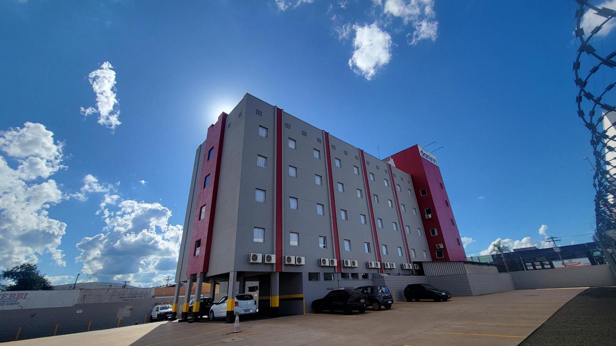 Hotel Dan Inn Sao Carlos By Nacional Inn Extérieur photo