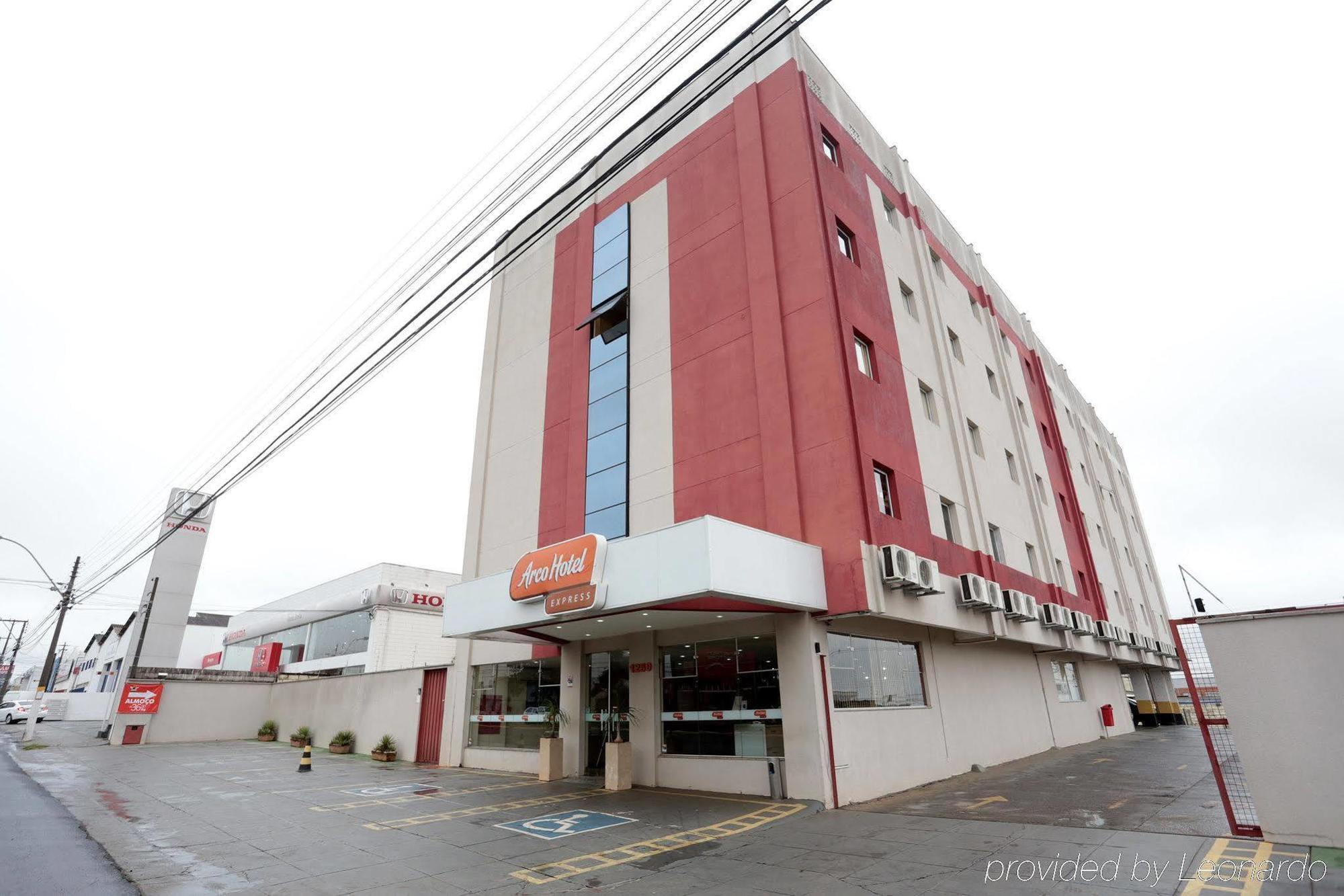 Hotel Dan Inn Sao Carlos By Nacional Inn Extérieur photo